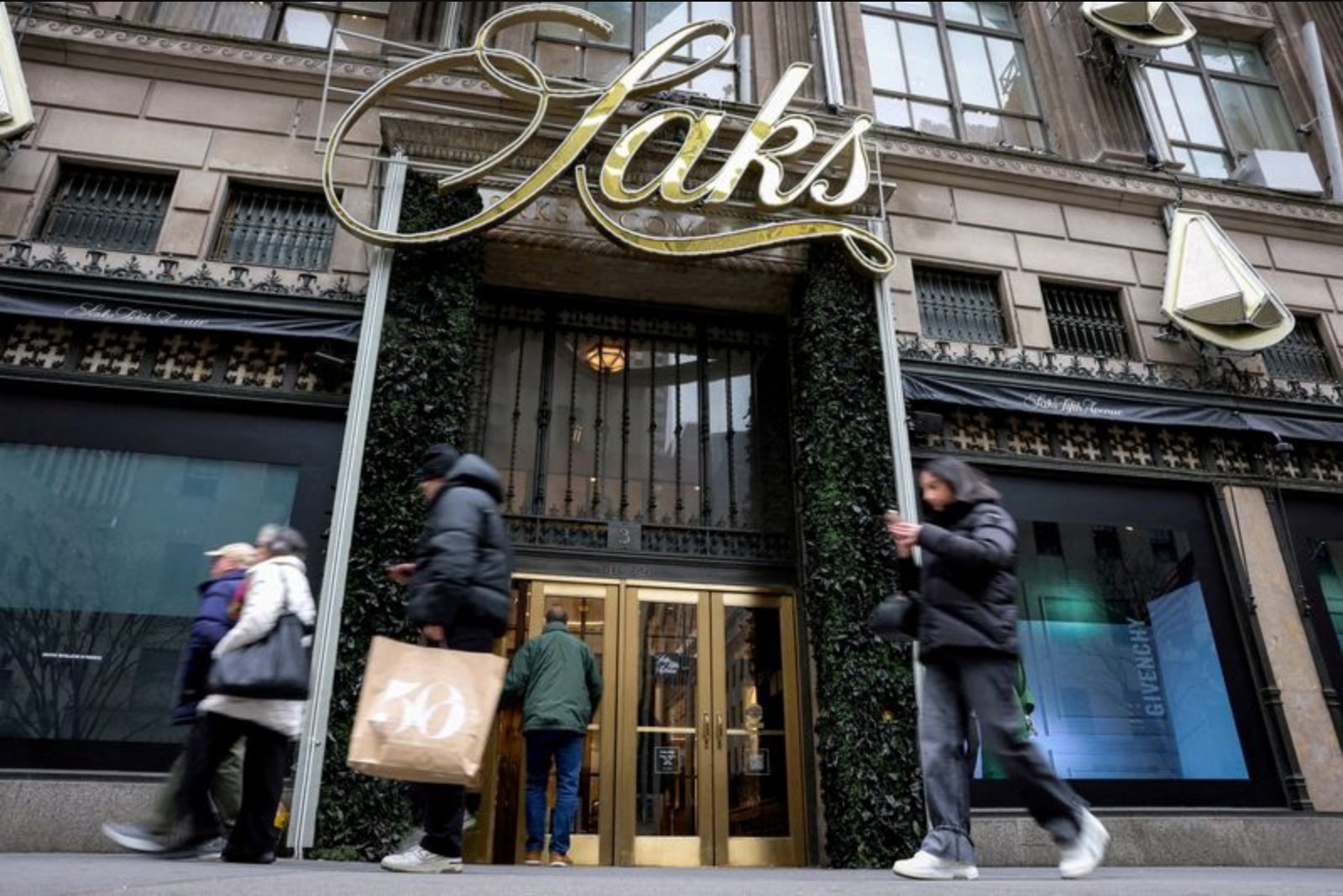 Amazon, LVMH and Chanel Join Saks’ Creditor Committee, Gaining Influence in Restructuring