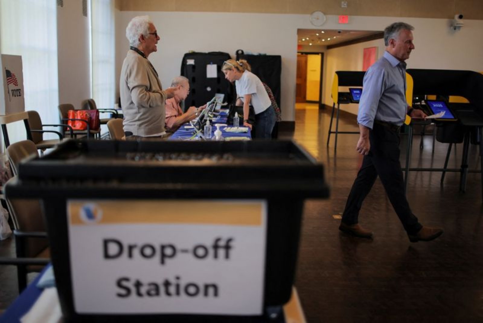 White House Adviser Pushed Plan to Bar Voting Machines, Citing Unproven Security Claims