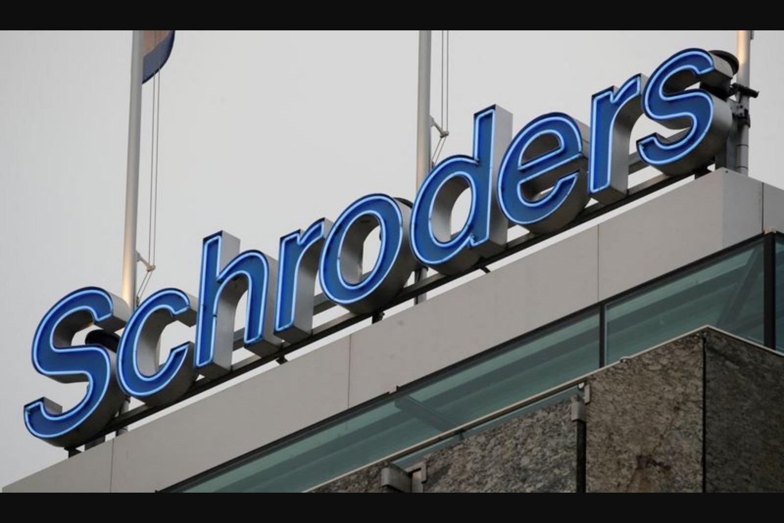 Schroders Sale to Nuveen Forces European Asset Managers to Confront Consolidation