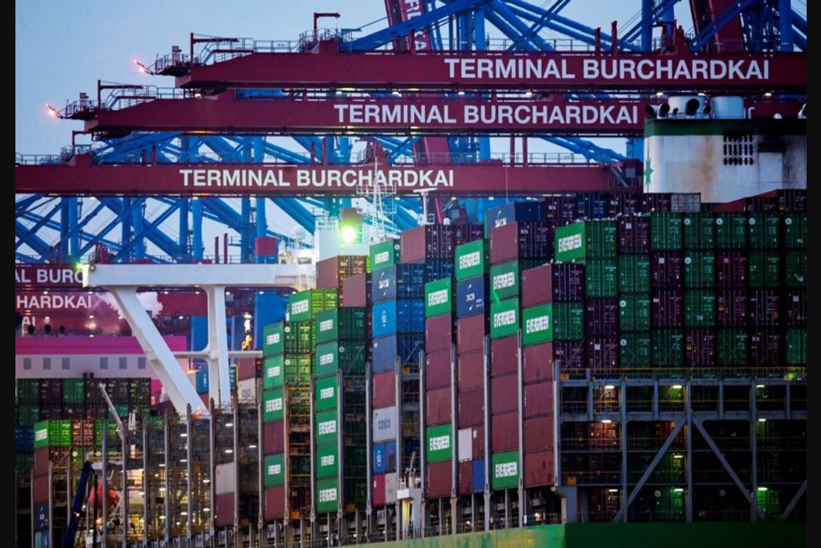 EU Pushes Back After U.S. Replaces Turnberry Tariff with New 'Import Surcharge'