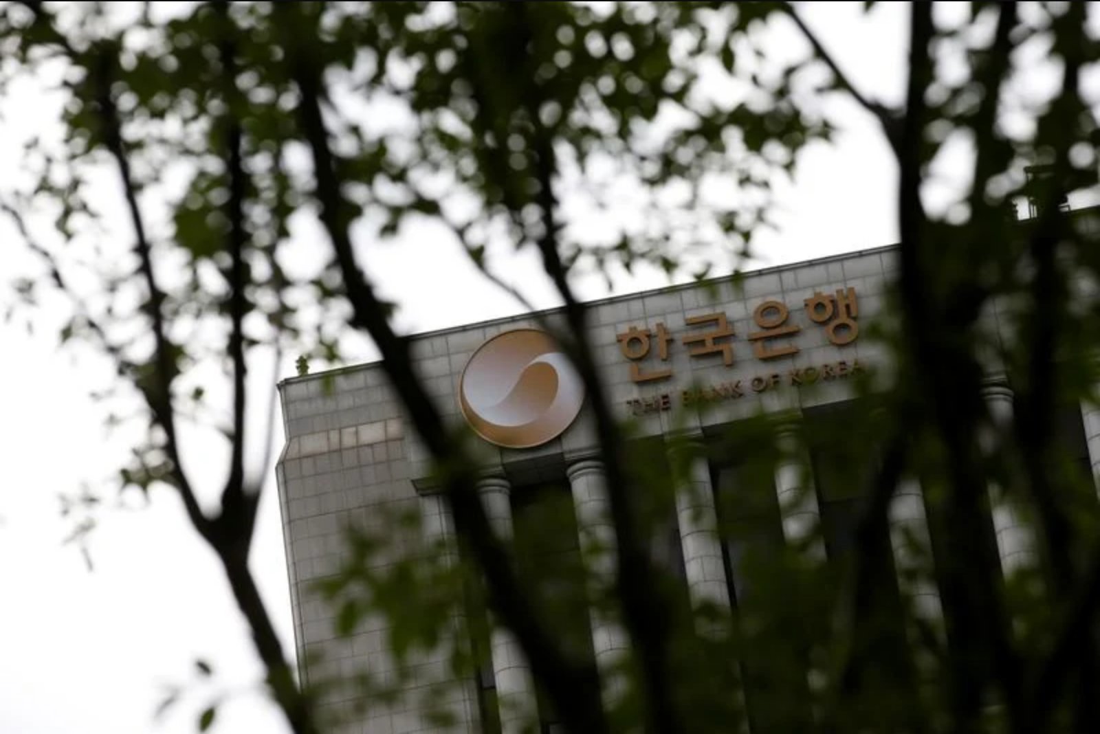 Bank of Korea Sees Inflation Above Target Into Next Year, Signalling Possible Rate Tightening