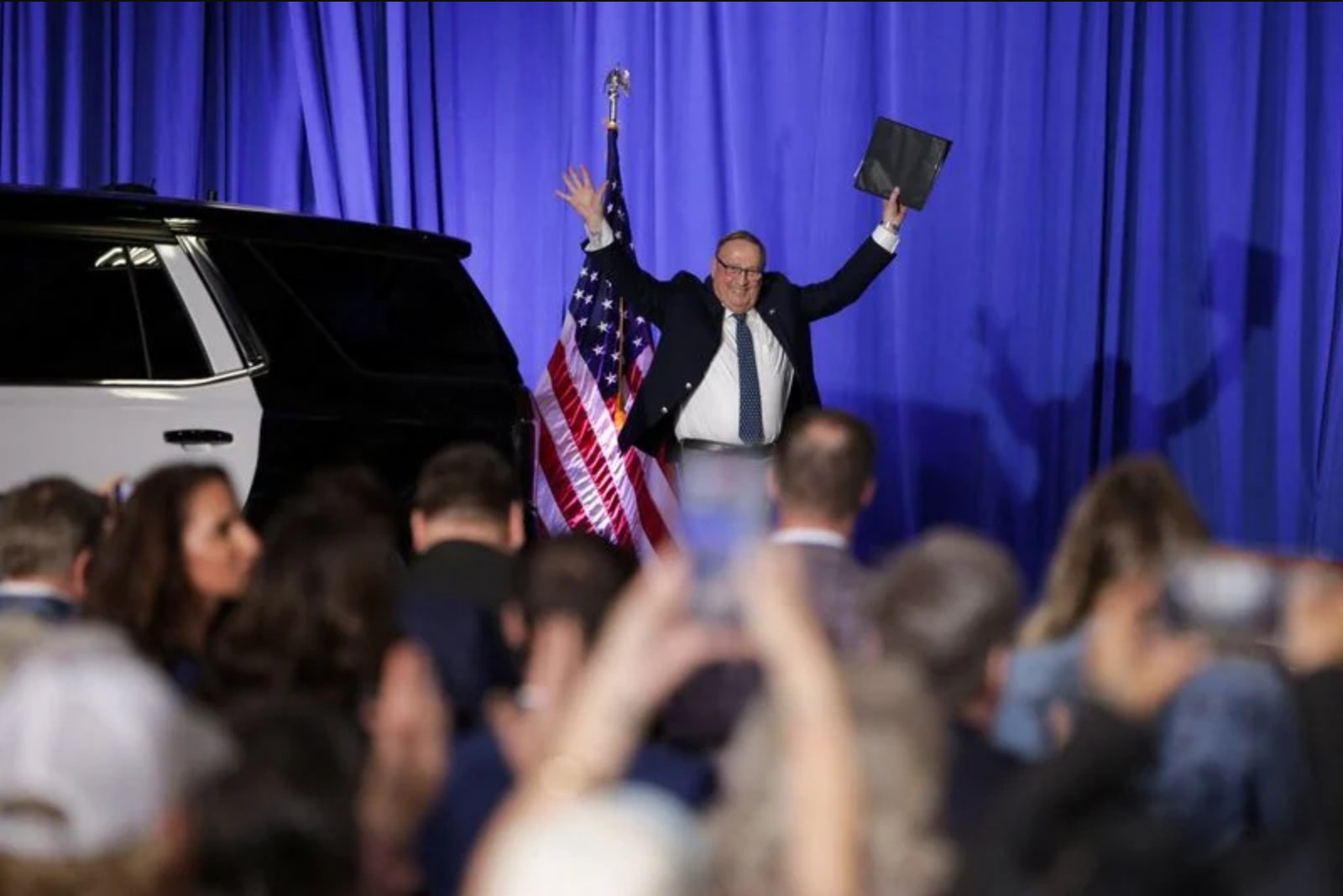 Paul LePage Wins Maine GOP Nomination in Pivotal 2nd District Race