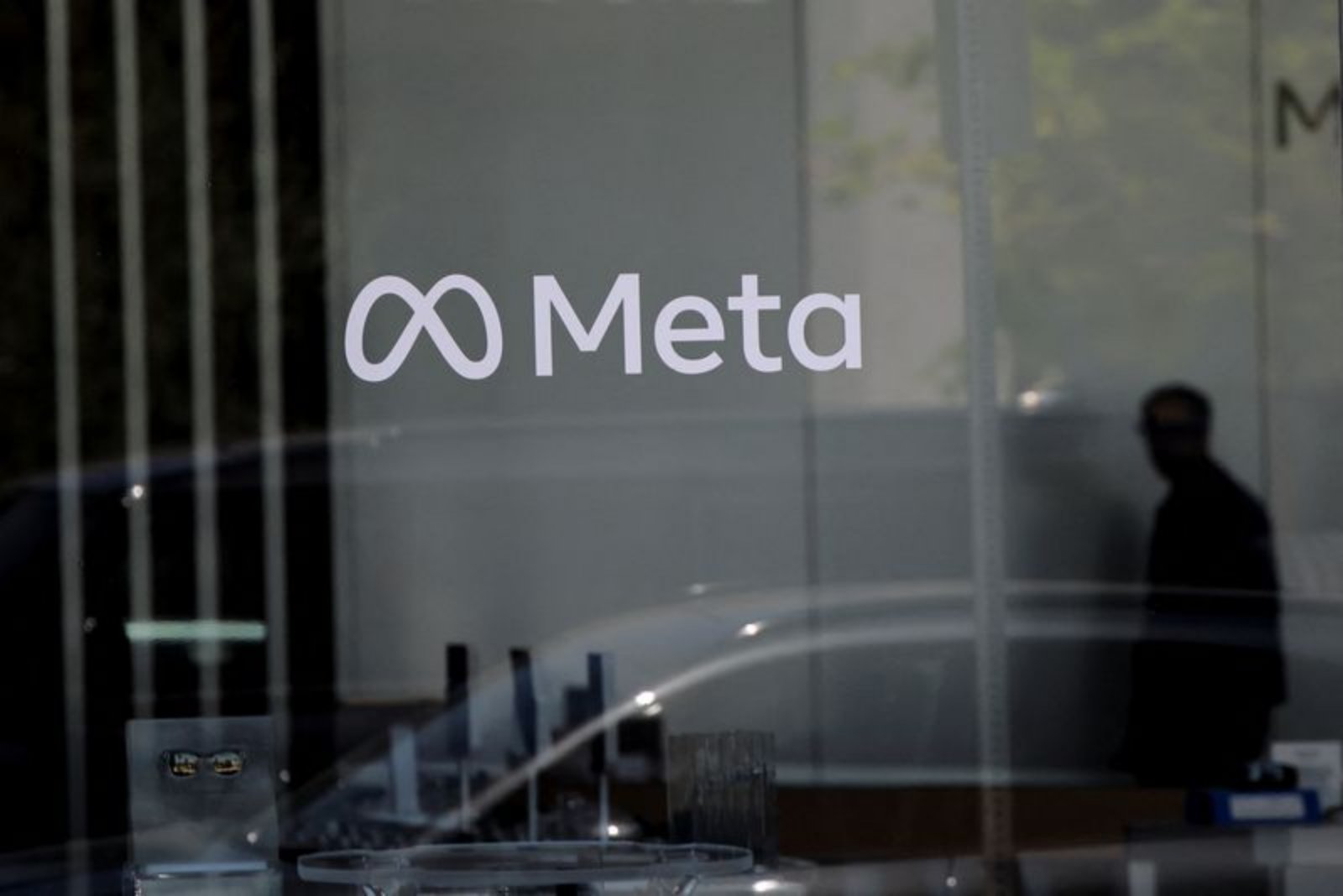 Meta Reaches Settlement in First U.S. School District Trial Over Youth Mental Health Costs