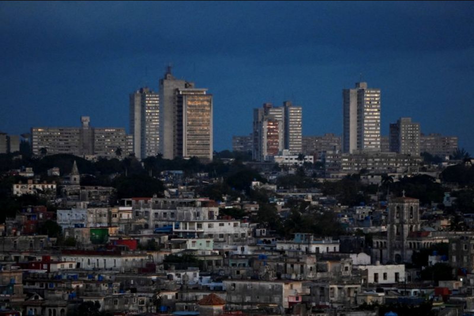 Cuban leaders condemn U.S. statements on possible military intervention amid crippling fuel shortages