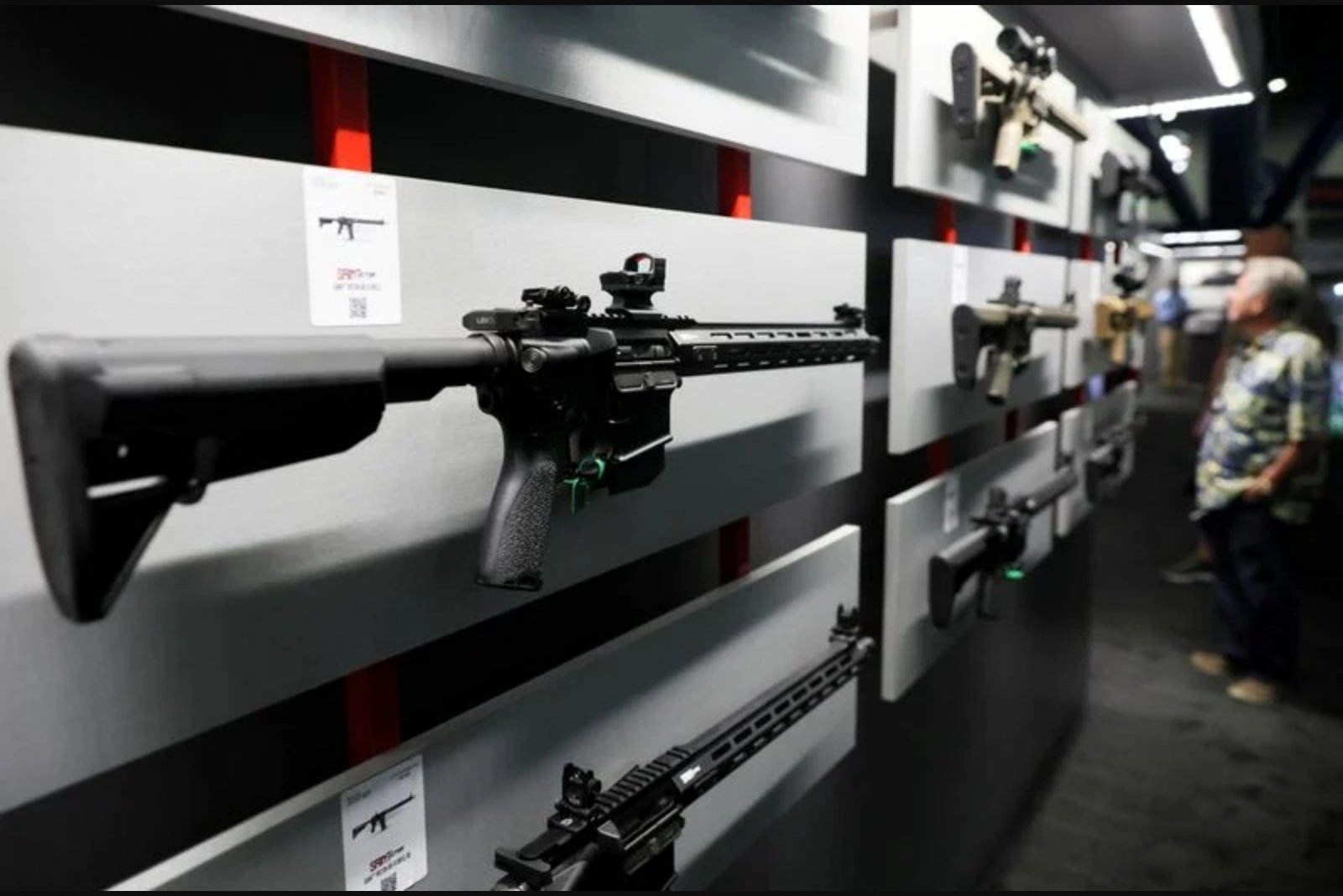 High Court Sets October Docket With Major Cases on Guns, Voting, LGBT Rights and Corporate Suits