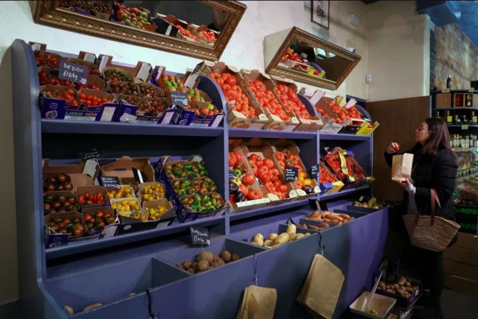 UK Consumer Inflation Stalls at 2.8% in May Ahead of BoE Decision