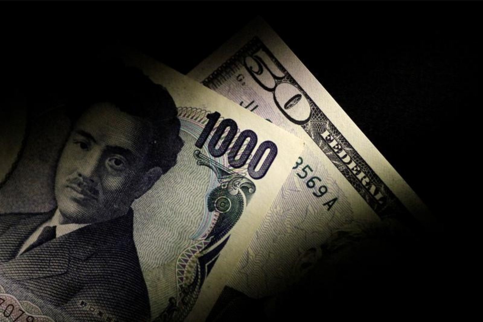 Asian FX largely subdued as dollar heads for weekly gains; yen sensitive ahead of Japan vote