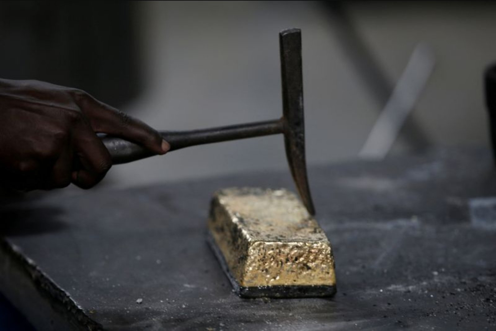 Deutsche Bank Predicts Gold at $6,000/Oz in 2026 as Analysts Lift Targets