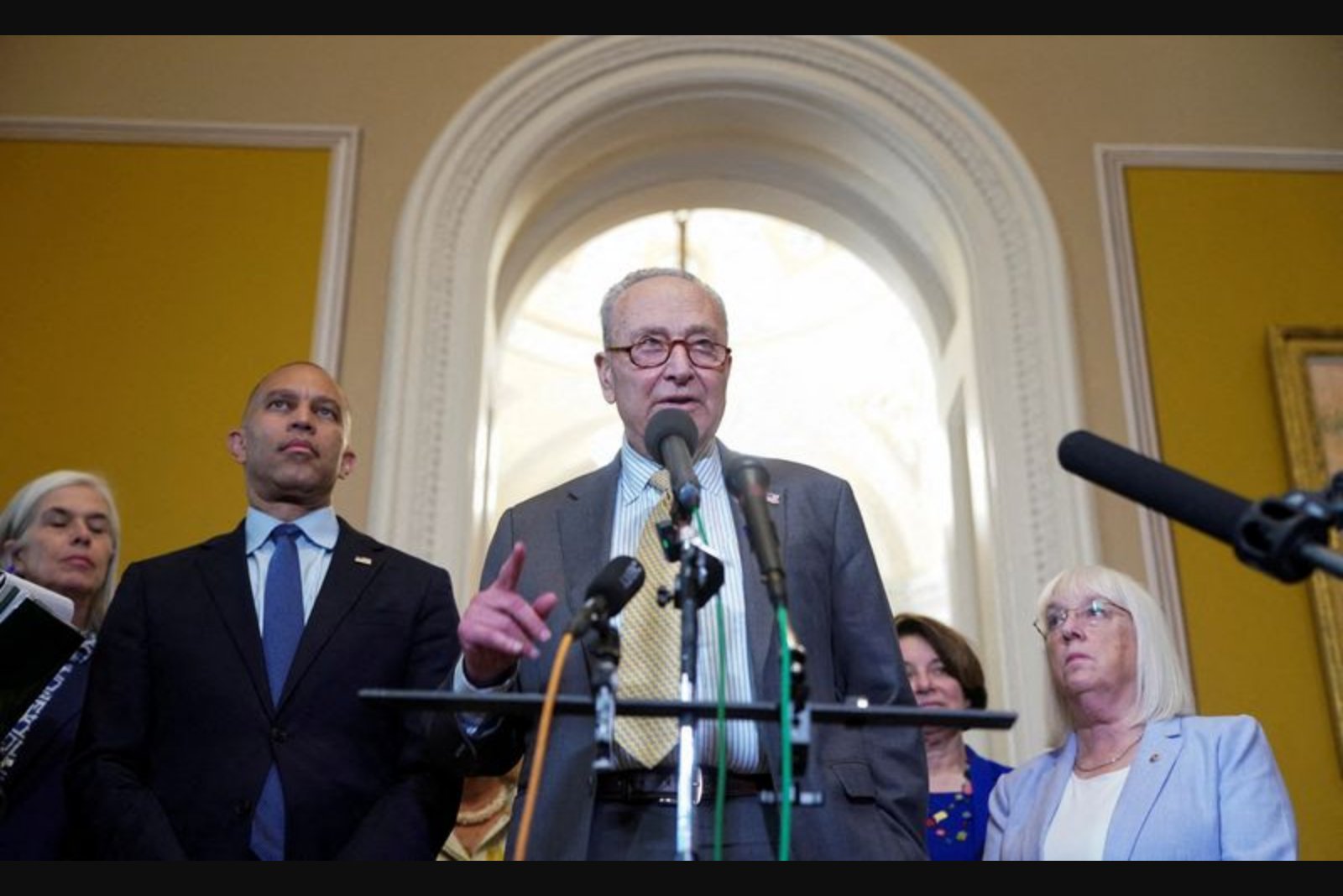 Lawmakers Urge Restoration of $16 Billion Hudson Tunnel Funding, Warn of Major Economic Fallout