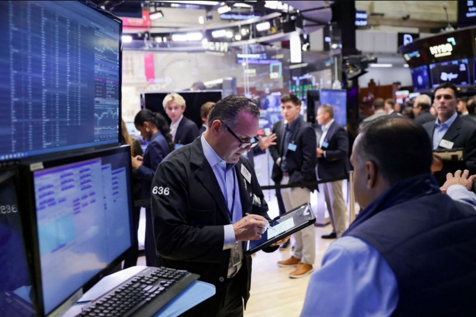 U.S. Futures Tick Higher as Chip Stocks Rally Ahead of Big-Tech Reports and Fed Decision