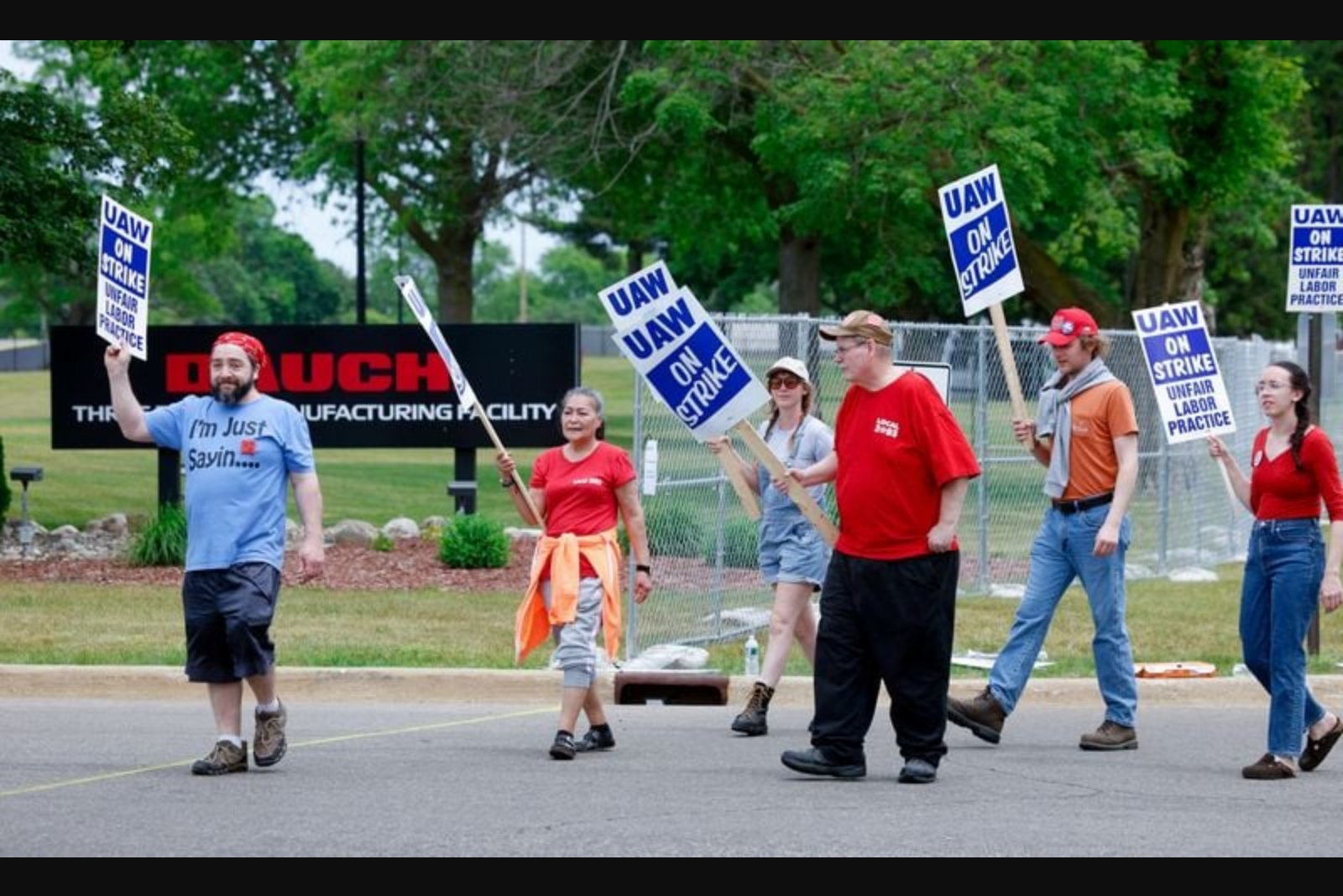 Strike at Dauch Plant Enters Second Week, Talks with Union Stall