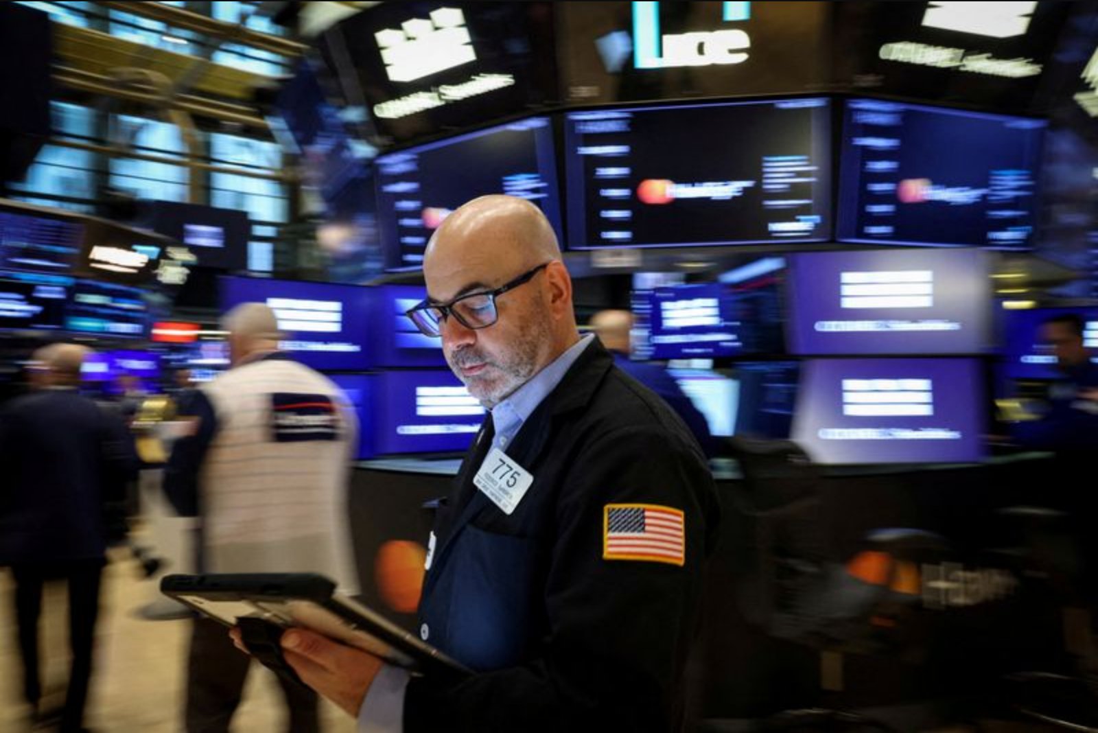 Market Resilience Amidst Inflationary Surges and Geopolitical Tension