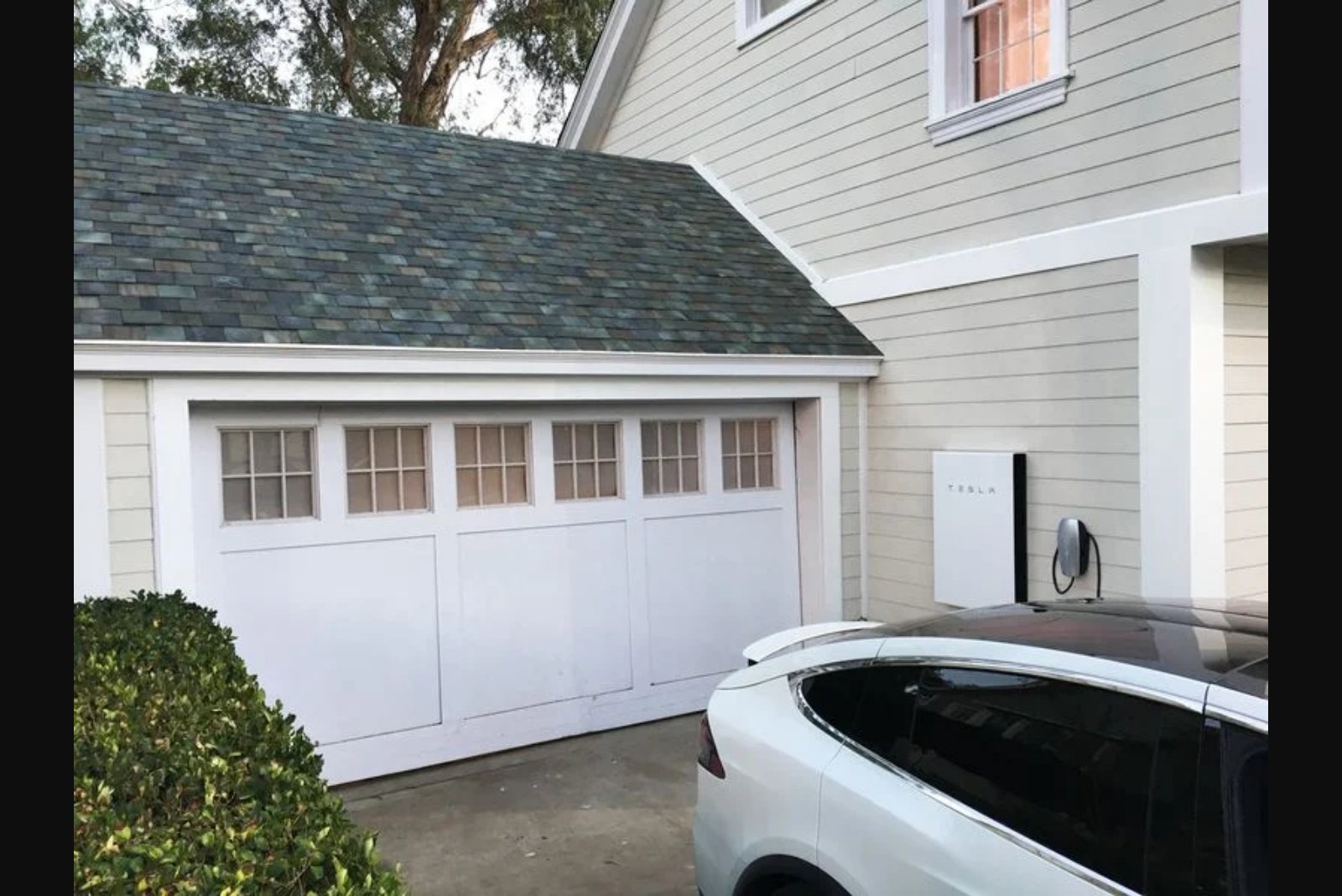 Tesla Pulls Solar Roof Tiles From Its Online Store After Nearly 10 Years