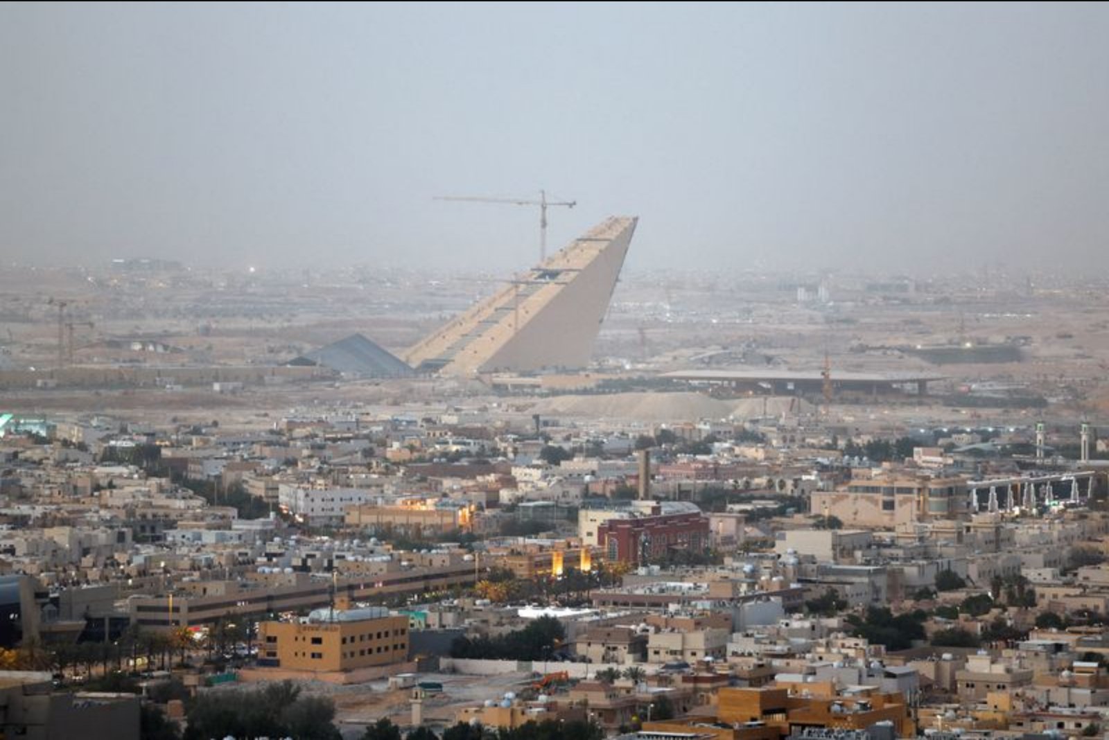 Saudi non-oil private sector growth eases in February, PMI shows