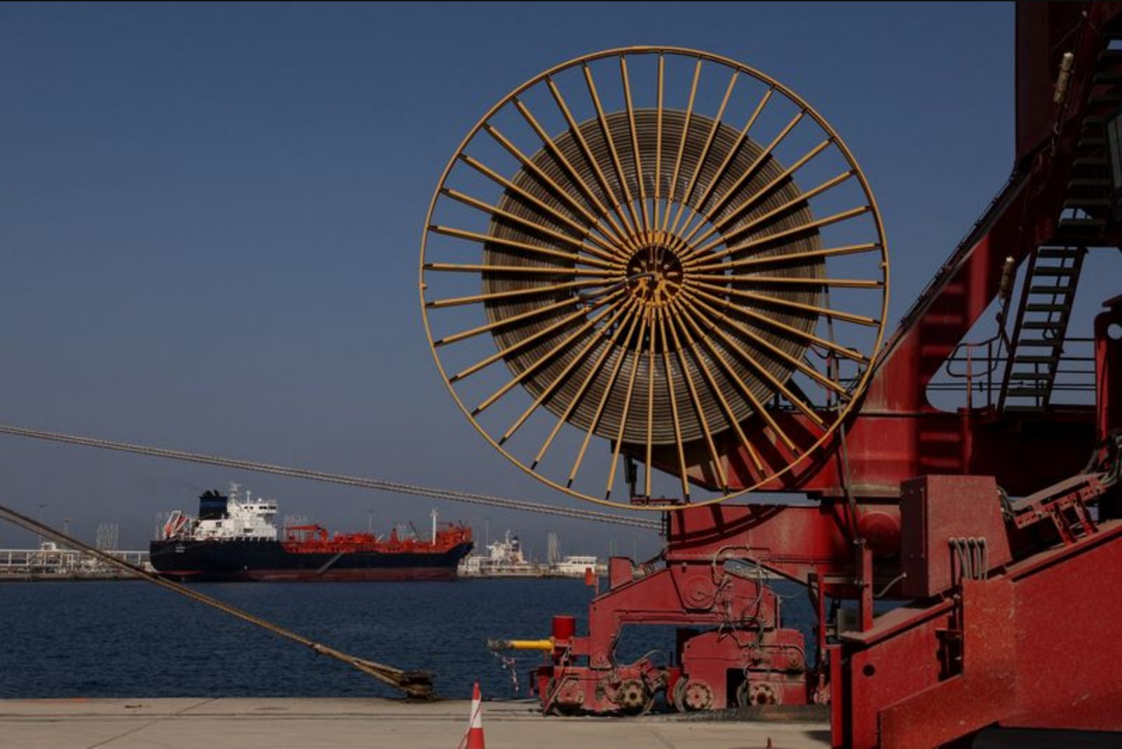 U.S. Oil Edges Higher as Doubts Persist Over U.S.-Iran Talks