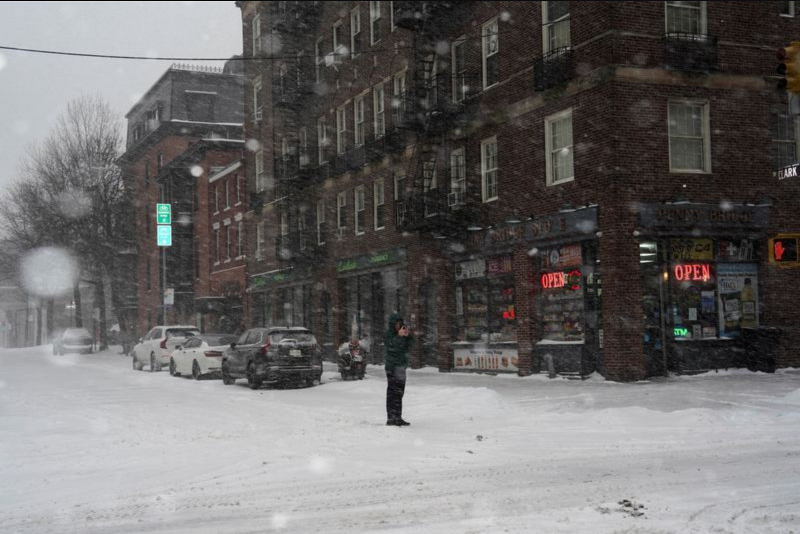 Winter Storm Knocks Out Power to Over 823,000 U.S. Customers Across Multiple States