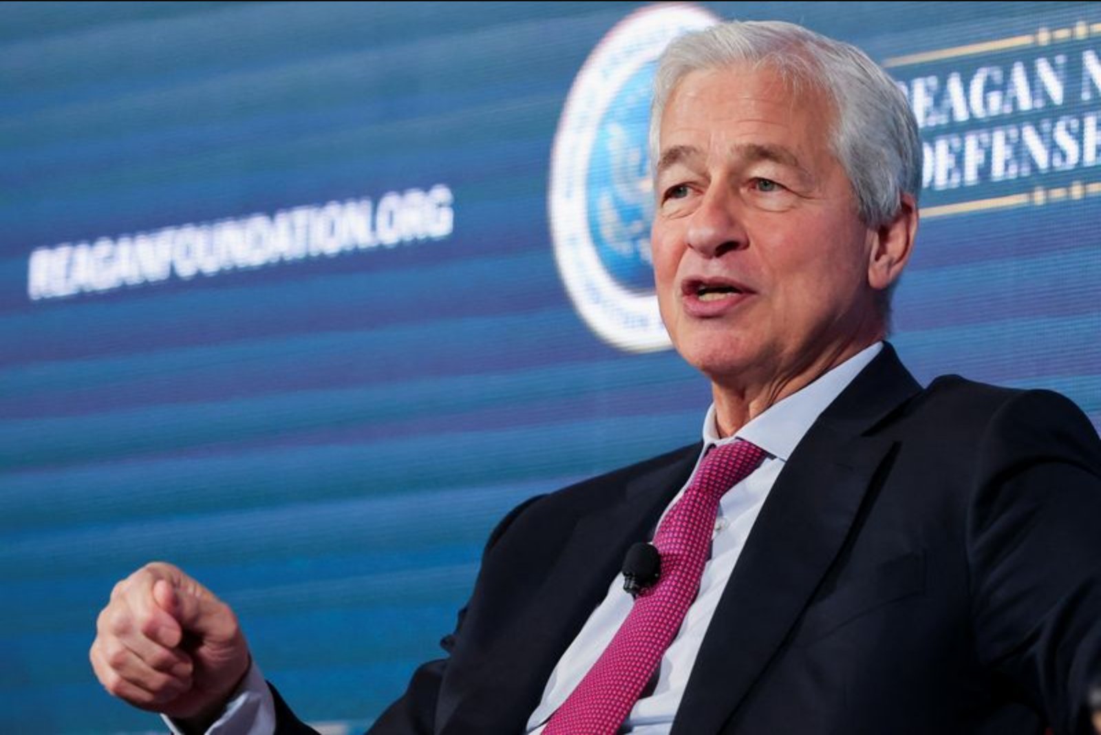 Dimon Says JPMorgan Will Shift Hiring Toward AI Specialists, Trim Some Banking Roles