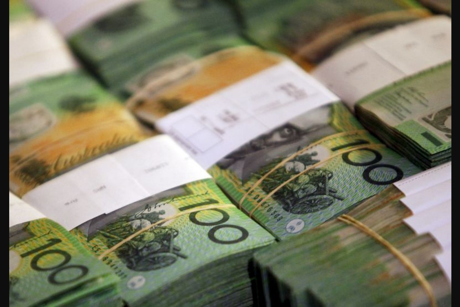 UBS lifts year-end AUD/USD target to 0.74 on firmer fundamentals