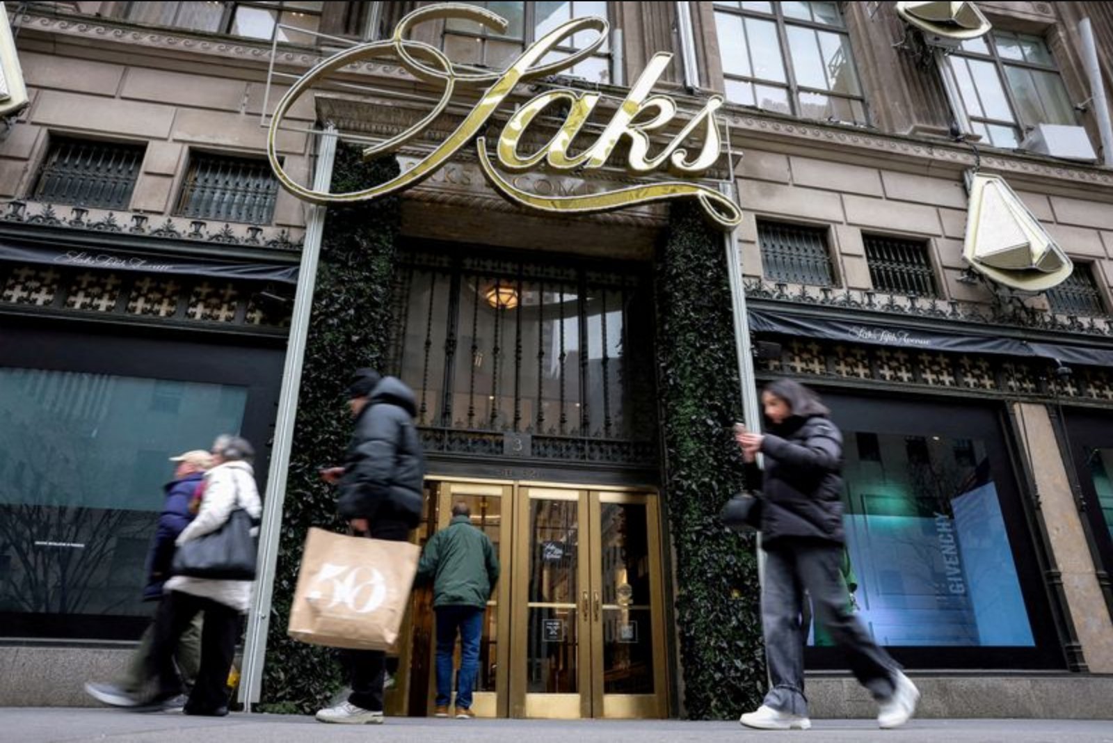 Saks to Wind Down 'Saks on Amazon' Storefront Amid Chapter 11 Proceedings
