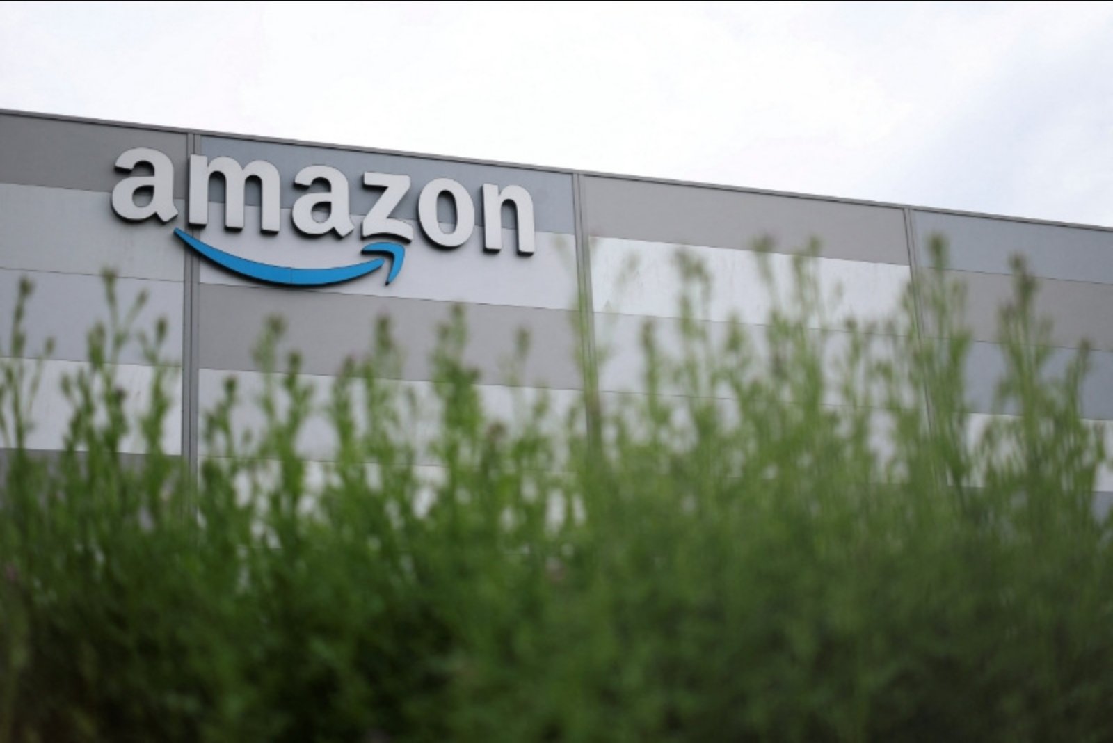 Consumers File Class Action in Seattle Seeking Refunds From Amazon Over IEEPA Tariff Costs