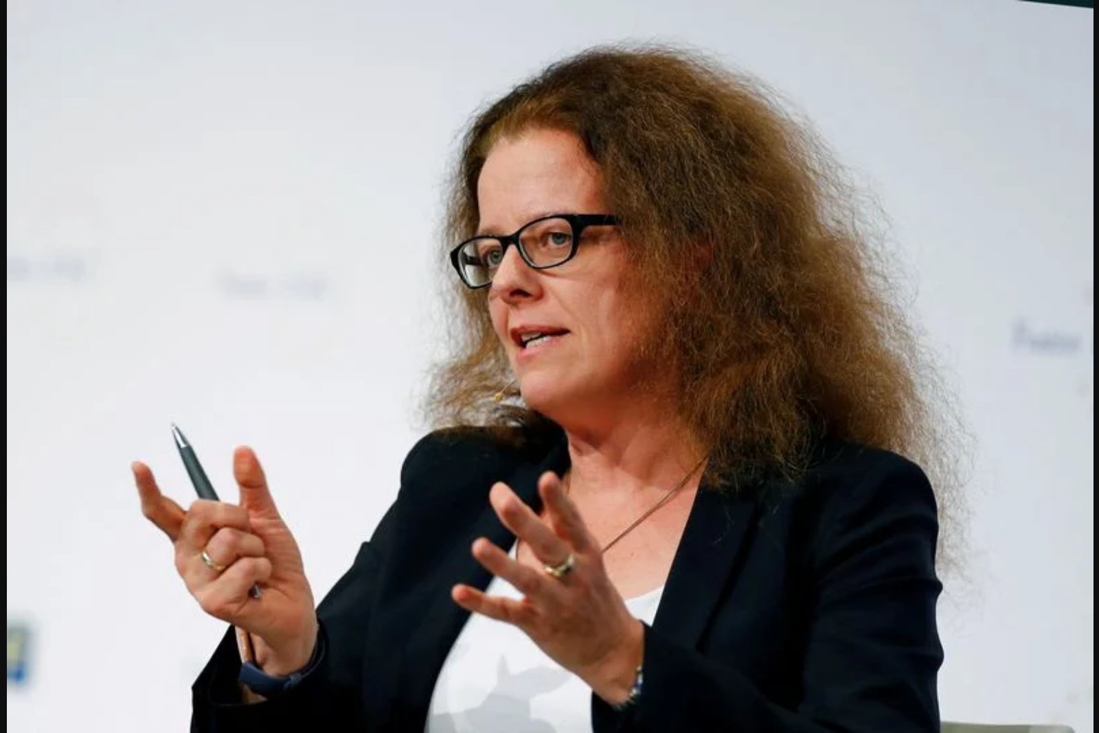 ECB policymakers signal readiness to tighten as June meeting approaches