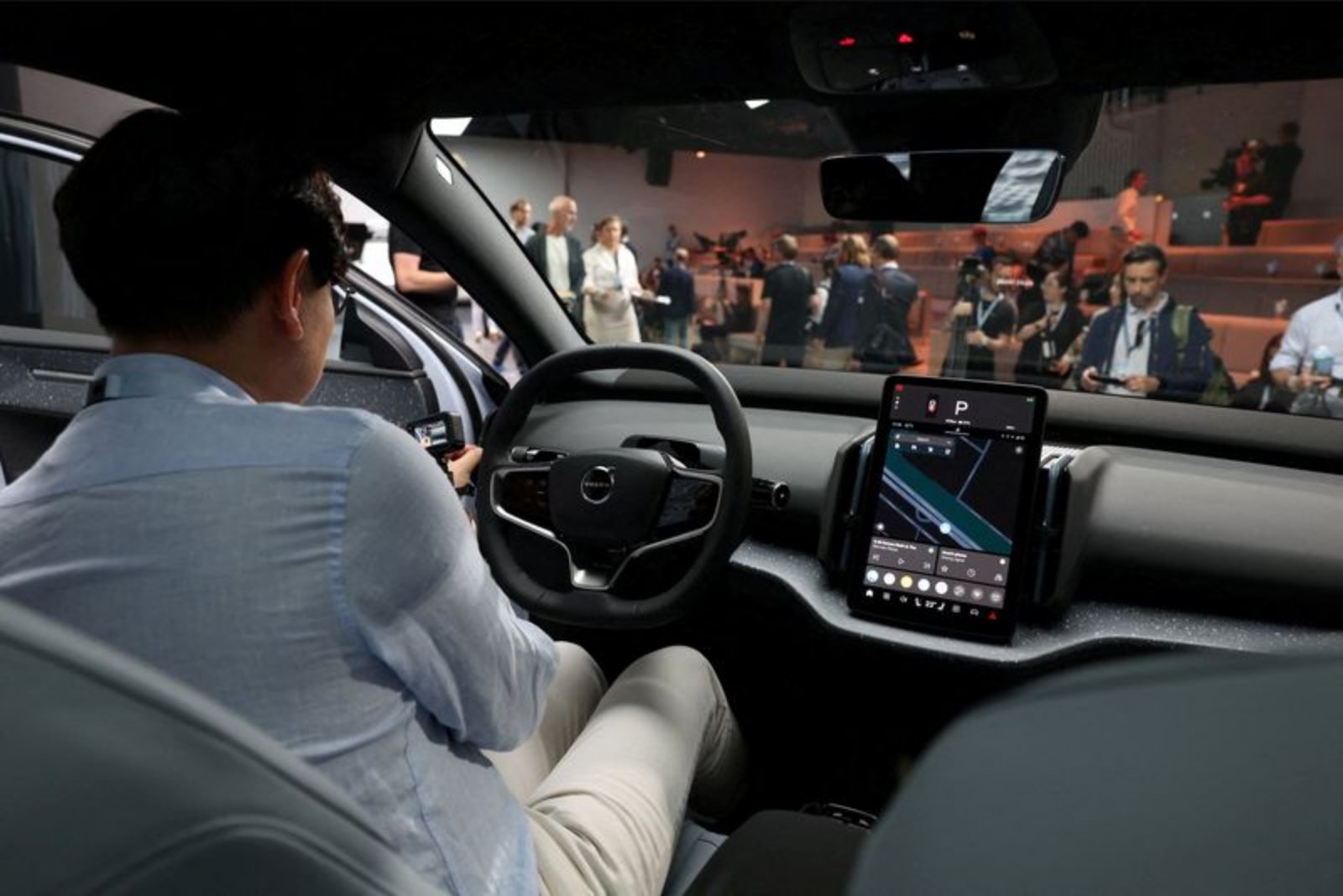 Volvo Cars to Recall More Than 40,000 EX30 EVs Over Overheating Battery Packs