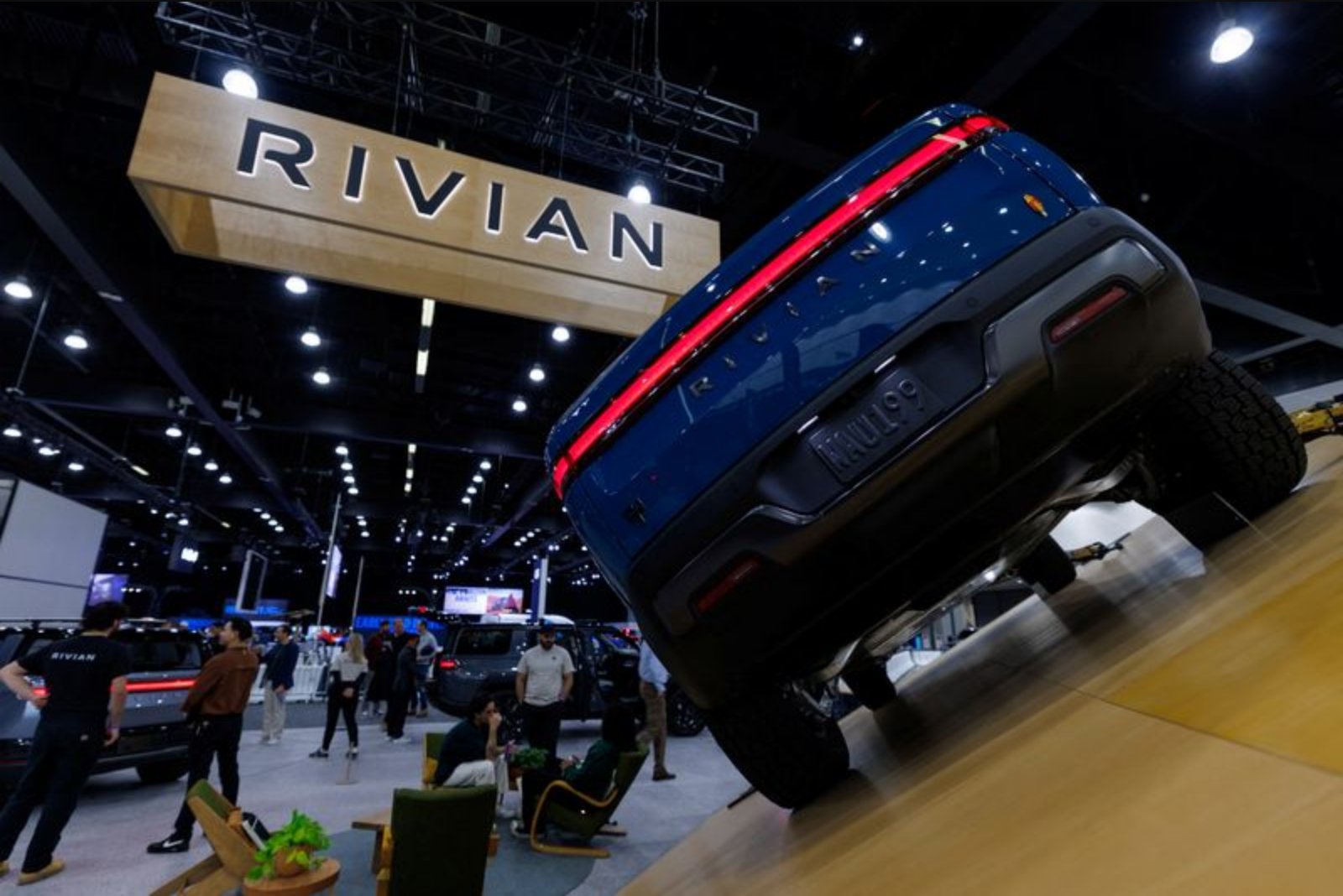U.S. Safety Agency Launches Probe of Nearly 115,000 Rivian R1S and R1T EVs Over Rear Toe Link Issue