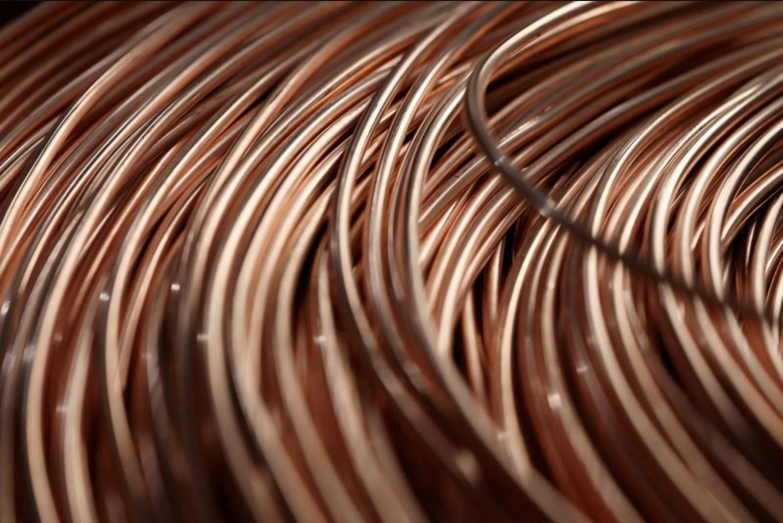 Copper Climbs to Fresh Record as Metals Rally Broadens on Geopolitical Concerns