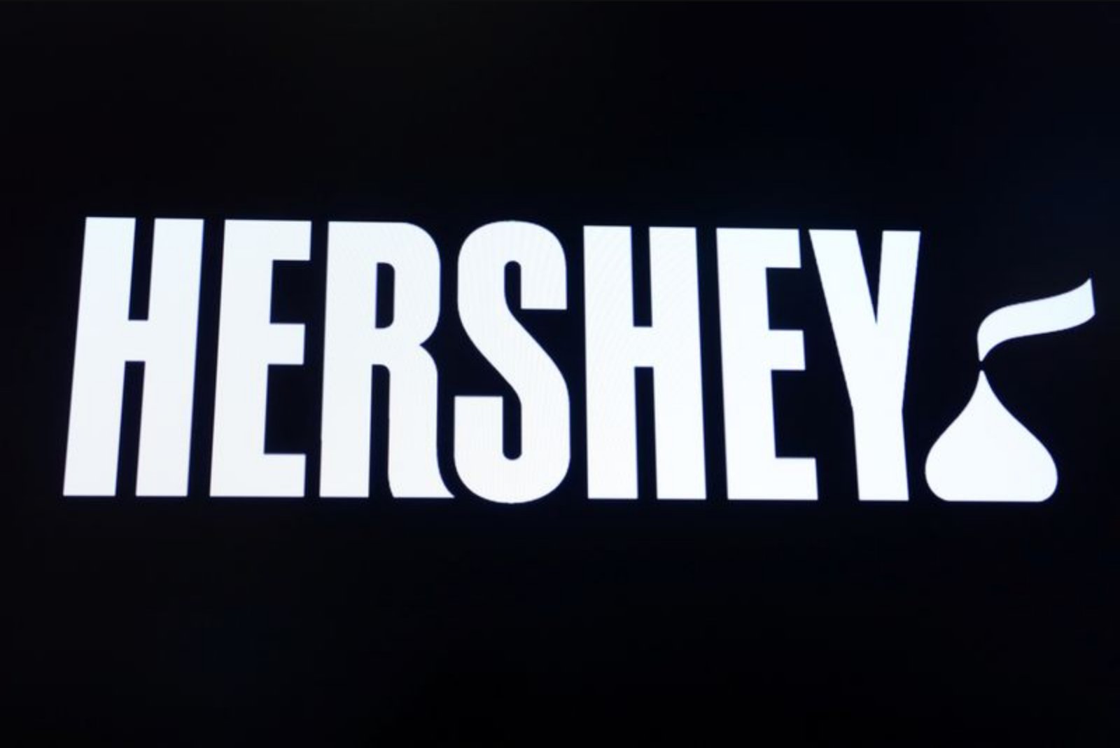 Grandson of Reese’s Founder Calls Out Hershey Over Ingredient Changes