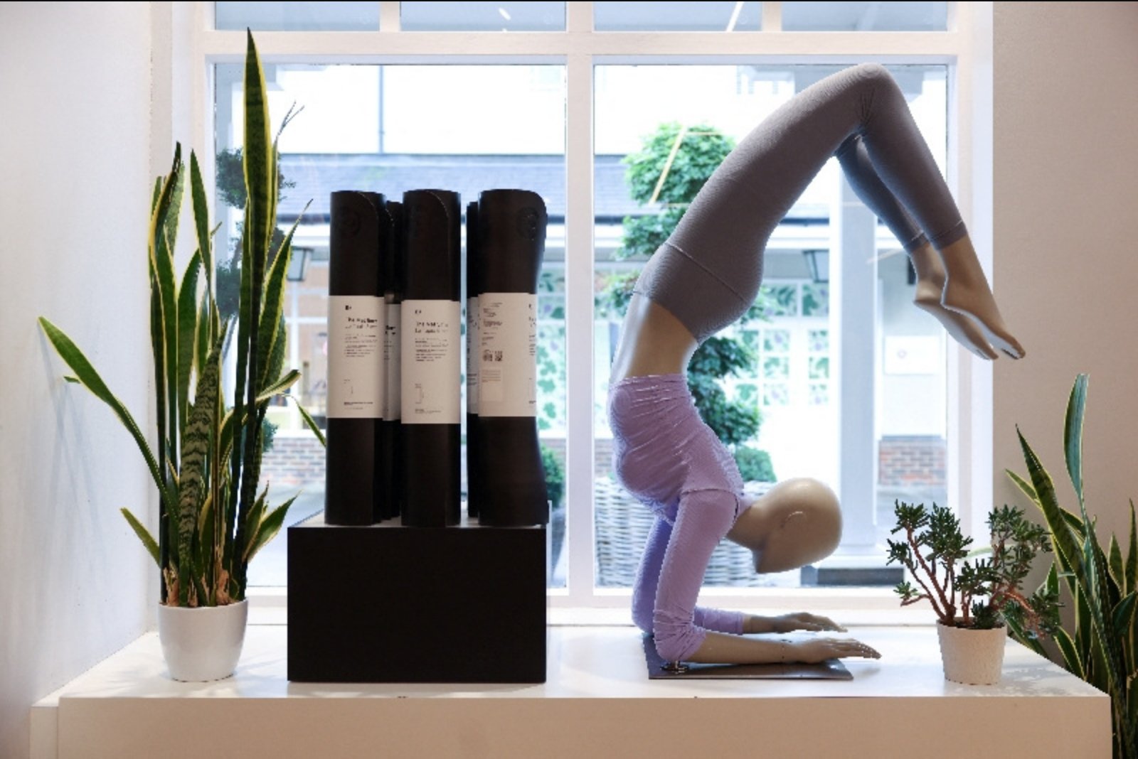 Lululemon Says Settlement Talks With Founder Broke Down Over New Demands