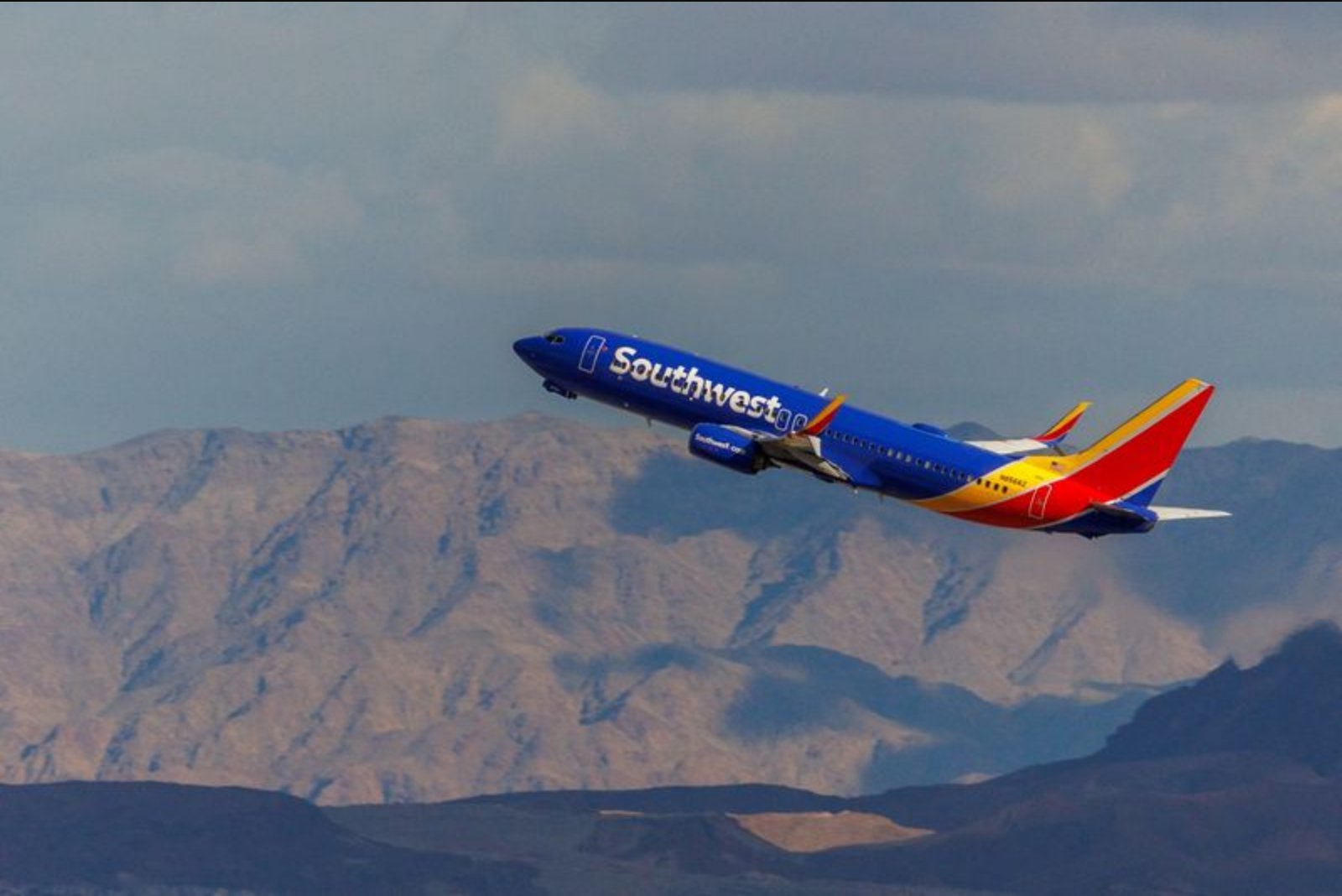 Southwest in talks to bring on former Spirit mechanics as MAX 7 delivery approaches