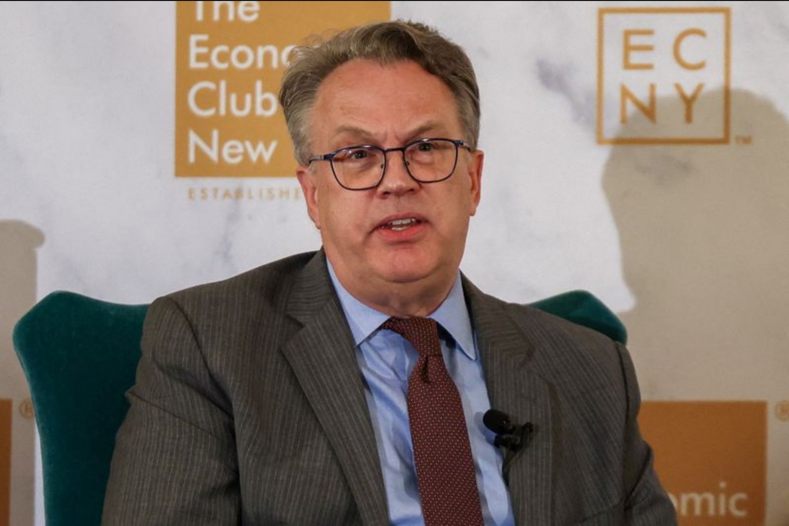 Williams Says Fed Policy Positioned to Weather Middle East-Related Economic Risks