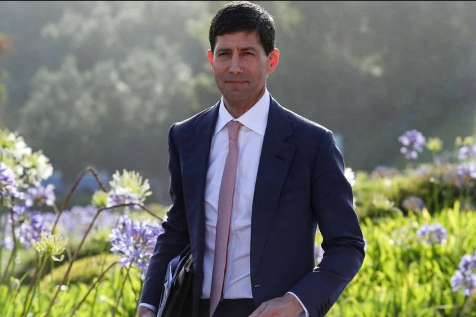 Warsh to Name Outside Experts for Fed Task Forces, Says Some Will Be International