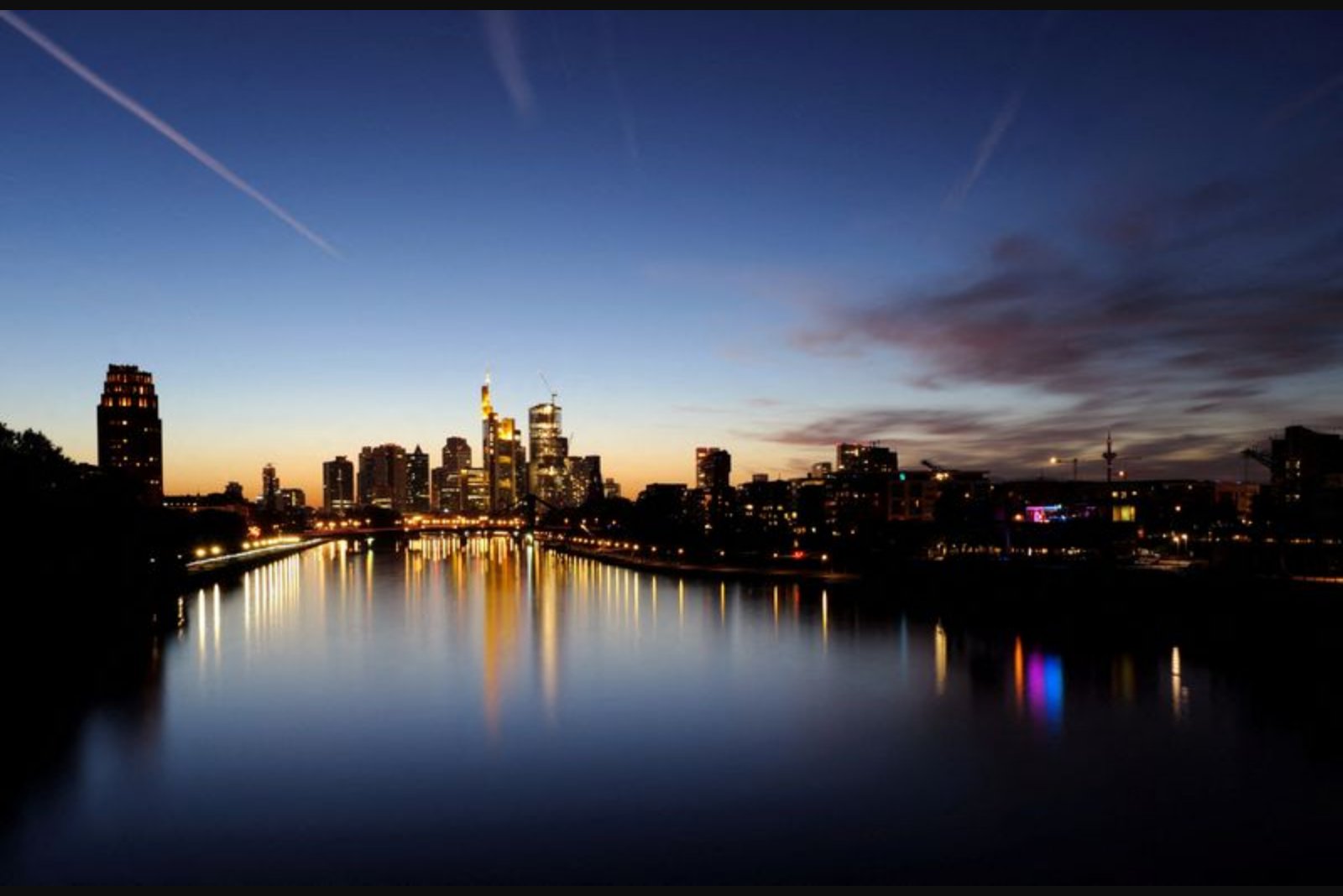 Euro zone closes 2025 on steady footing as domestic demand offsets weak exports