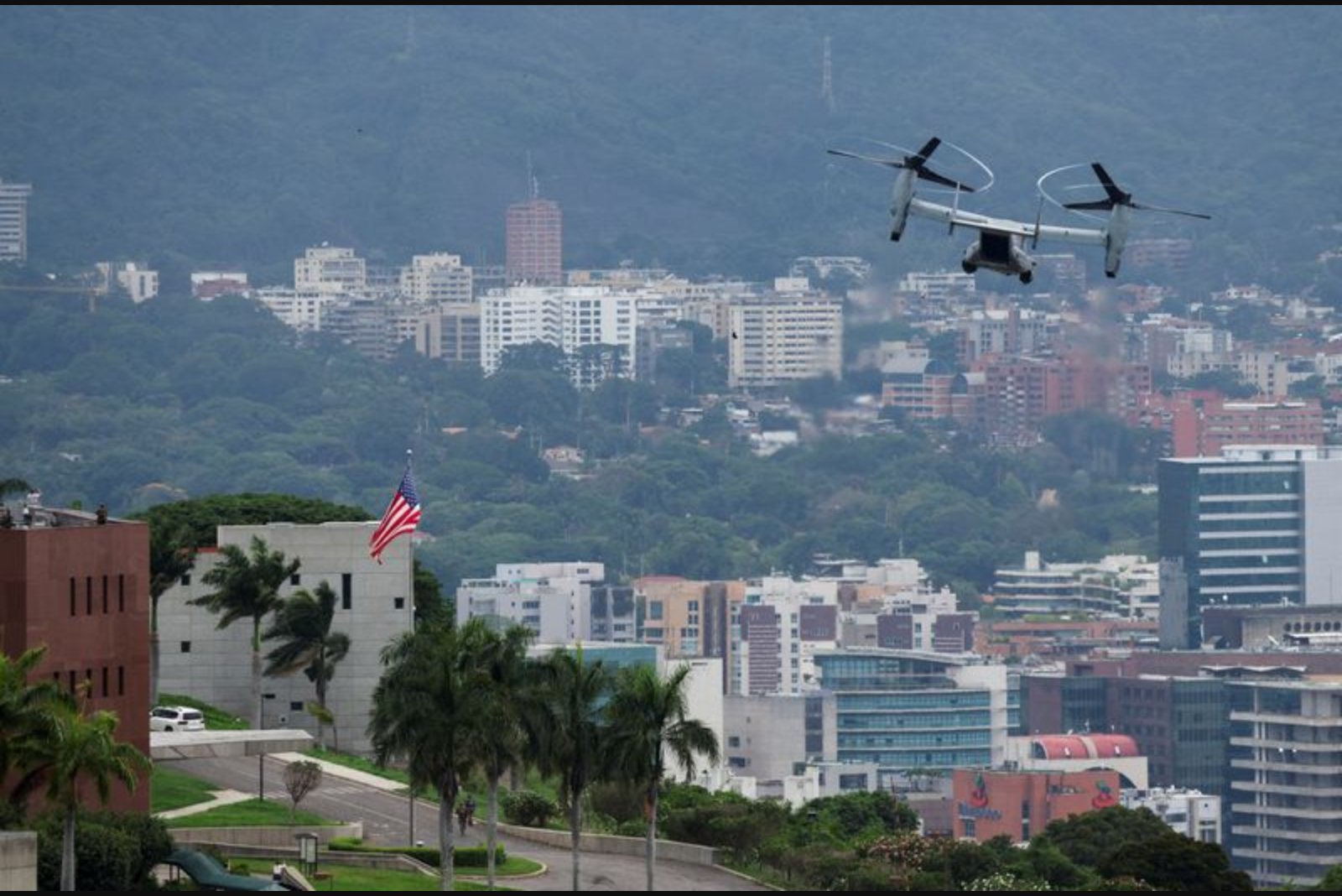U.S. Military Conducts Evacuation Drill Over Caracas, Involving Ospreys and Naval Vessels