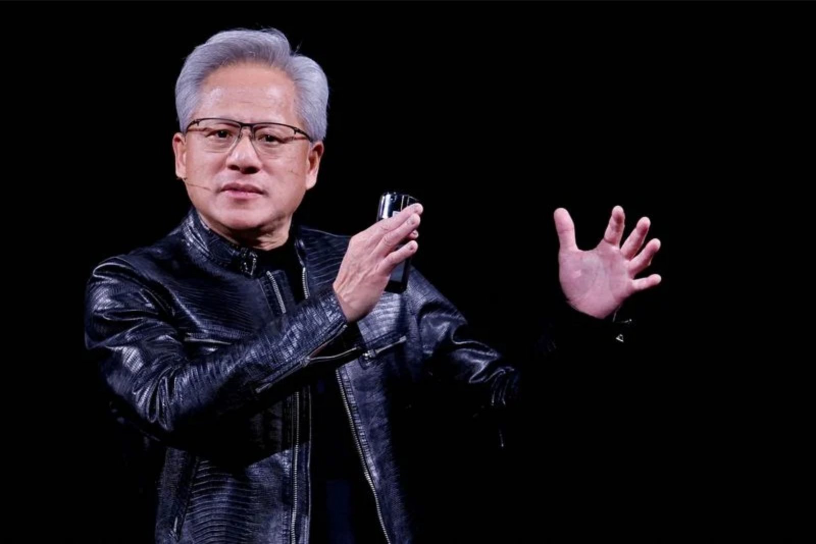 Nvidia’s Jensen Huang Turns to Public Charm Offensive in South Korea as Ties to Local Chipmakers Deepen