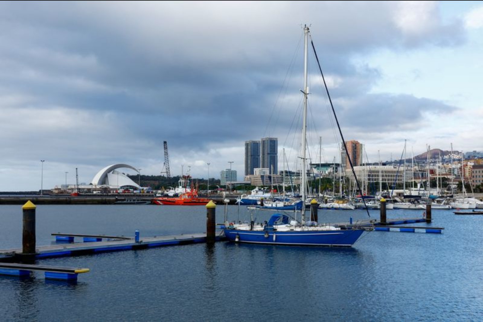 Canary Islanders Fear Repeat of Covid-Style Quarantines as Hantavirus-Affected Ship Heads to Tenerife