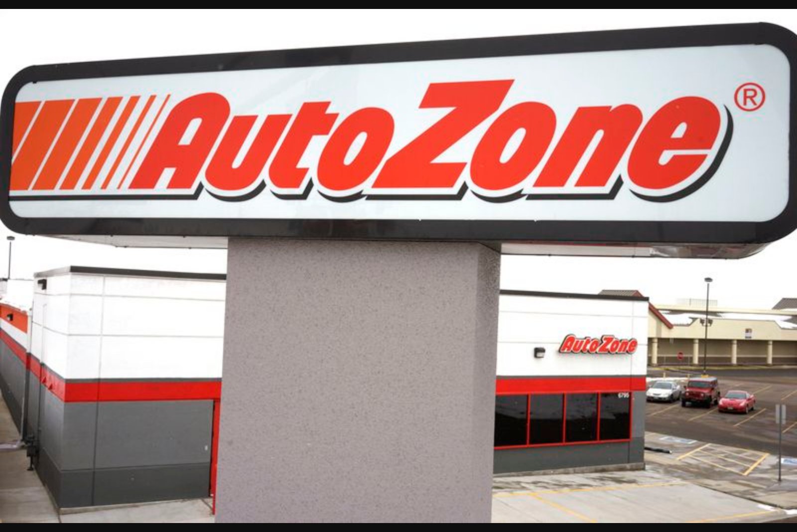AutoZone Q2 Profit Declines as Inflation and Disruptions Weigh on Margins