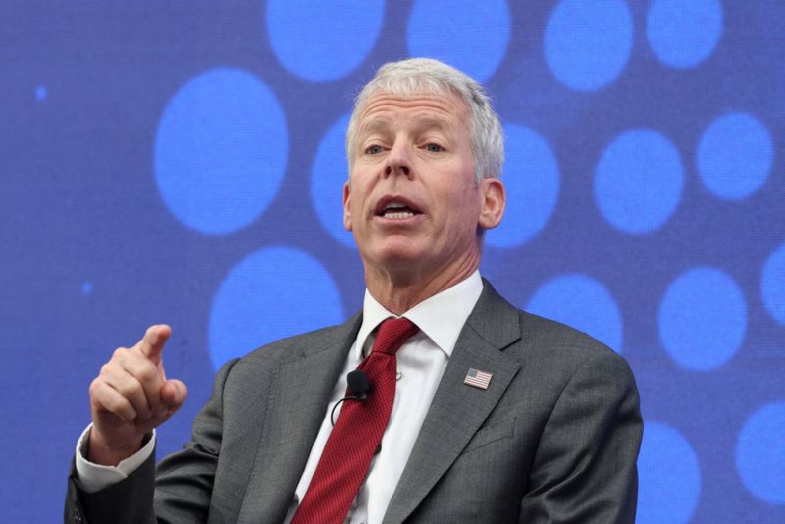 U.S. Energy Chief Gives IEA One-Year Ultimatum to Drop Net Zero Agenda