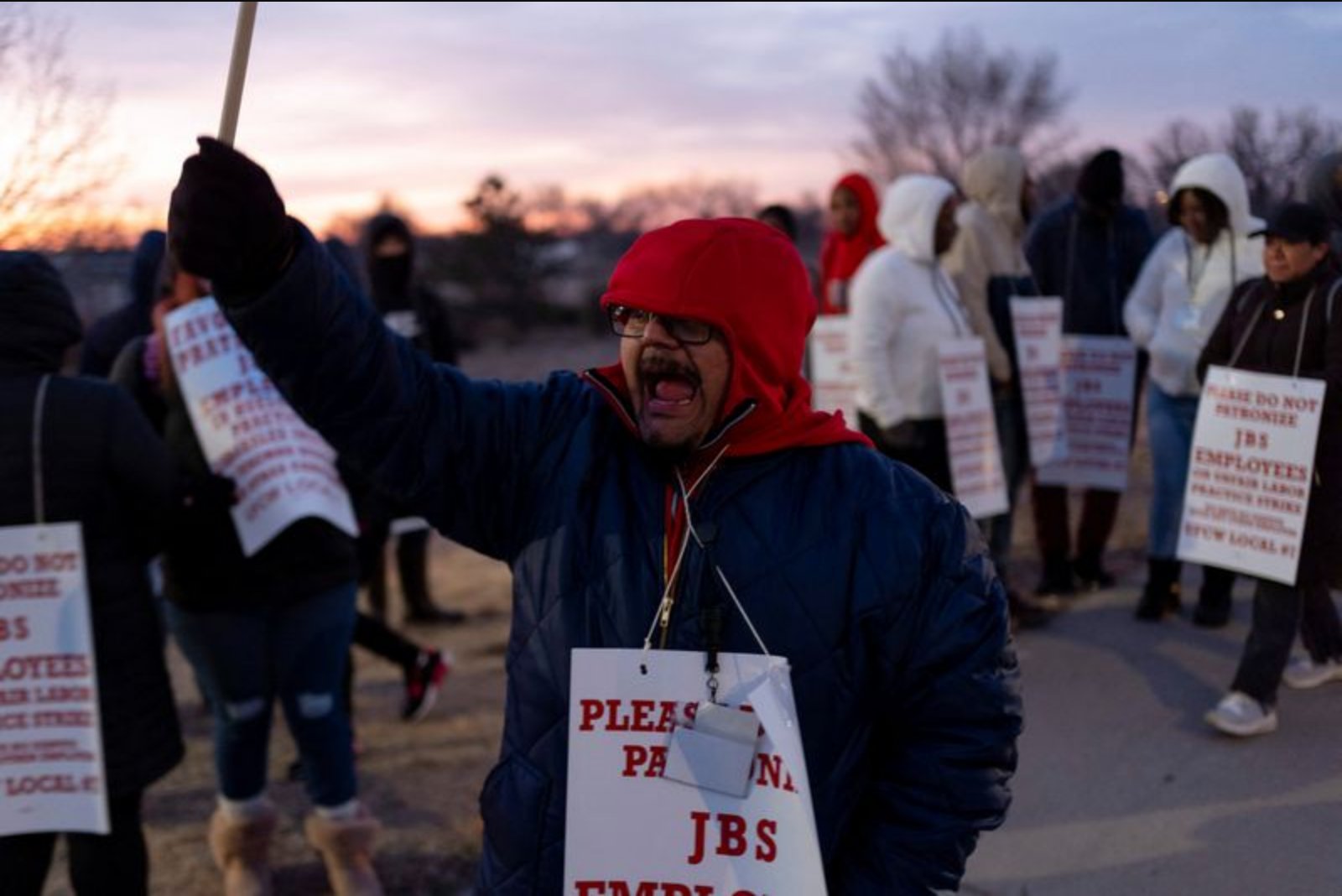 JBS Greeley Workers Begin First U.S. Meatpacking Strike in 40 Years, Pressuring Beef Supply and Margins