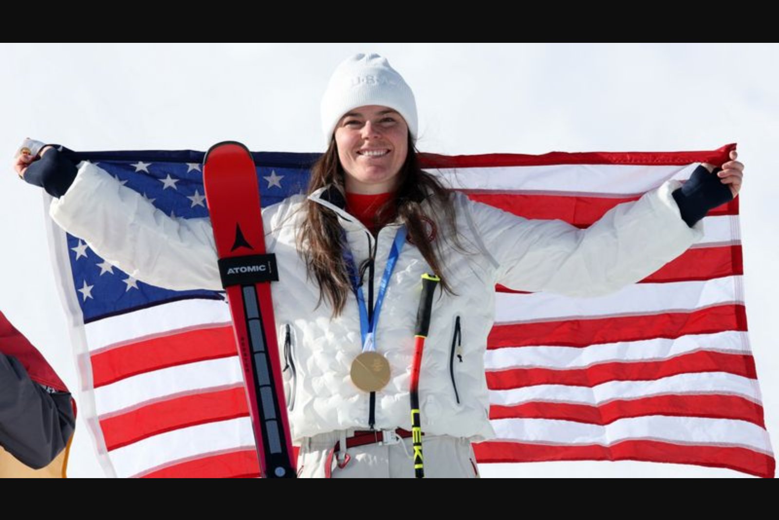 Johnson Clinches Olympic Downhill Gold as Vonn Suffers Severe Crash in Cortina