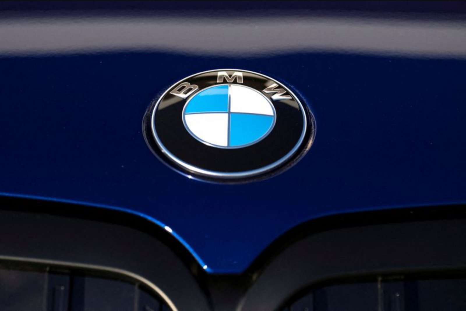 BMW and EU Explore Minimum-Price Route to Replace Tariffs on China-Made Minis