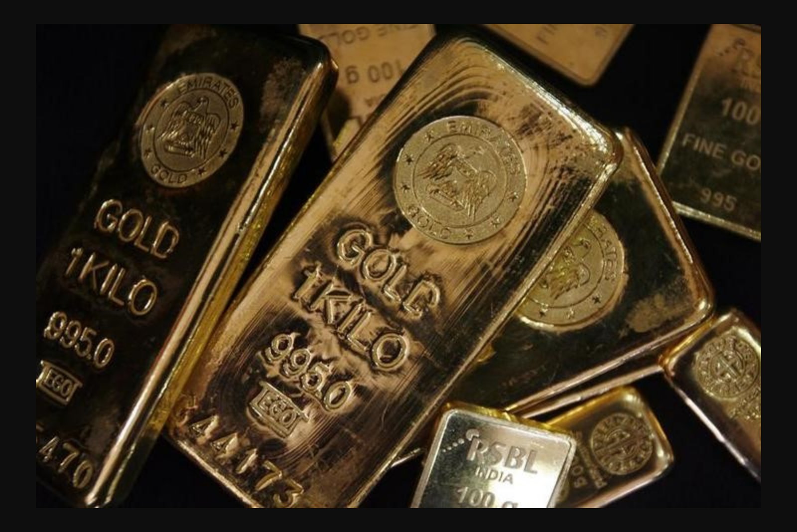 Gold Nears $5,000 as U.S.-Iran Incidents Fuel Safe-Haven Demand