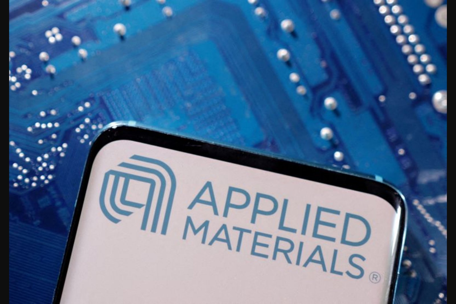 Applied Materials stock surges as AI-driven chip demand lifts equipment outlook
