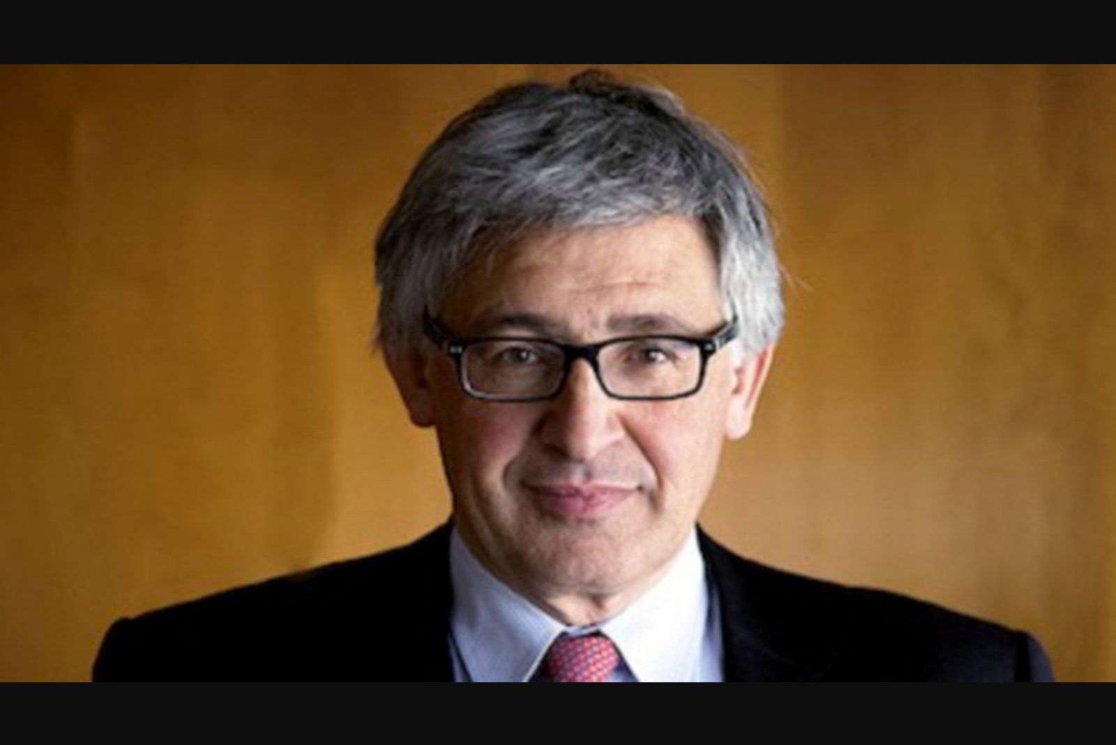 ECB Executive Board Member Sees No Sign of Early Departure by Lagarde