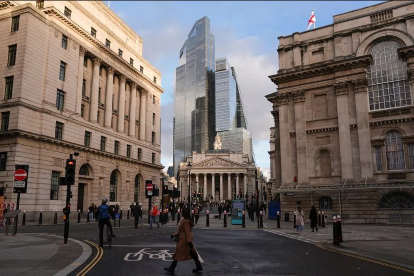 UK Banks Report Sharp Rise in APP Fraud Losses After Refund Rule Change