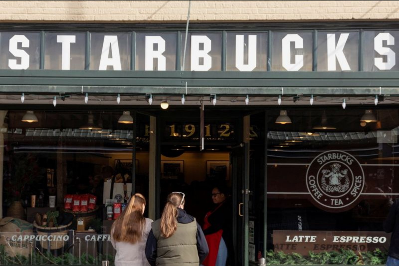 Starbucks Sees Broad Sales Rebound as Profit Margins Lag