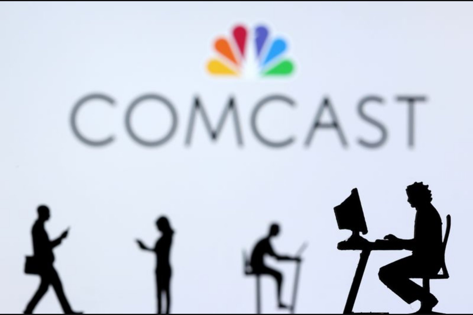 Comcast Reports Sharper Broadband Subscriber Decline as Wireless Rivals Gain Traction
