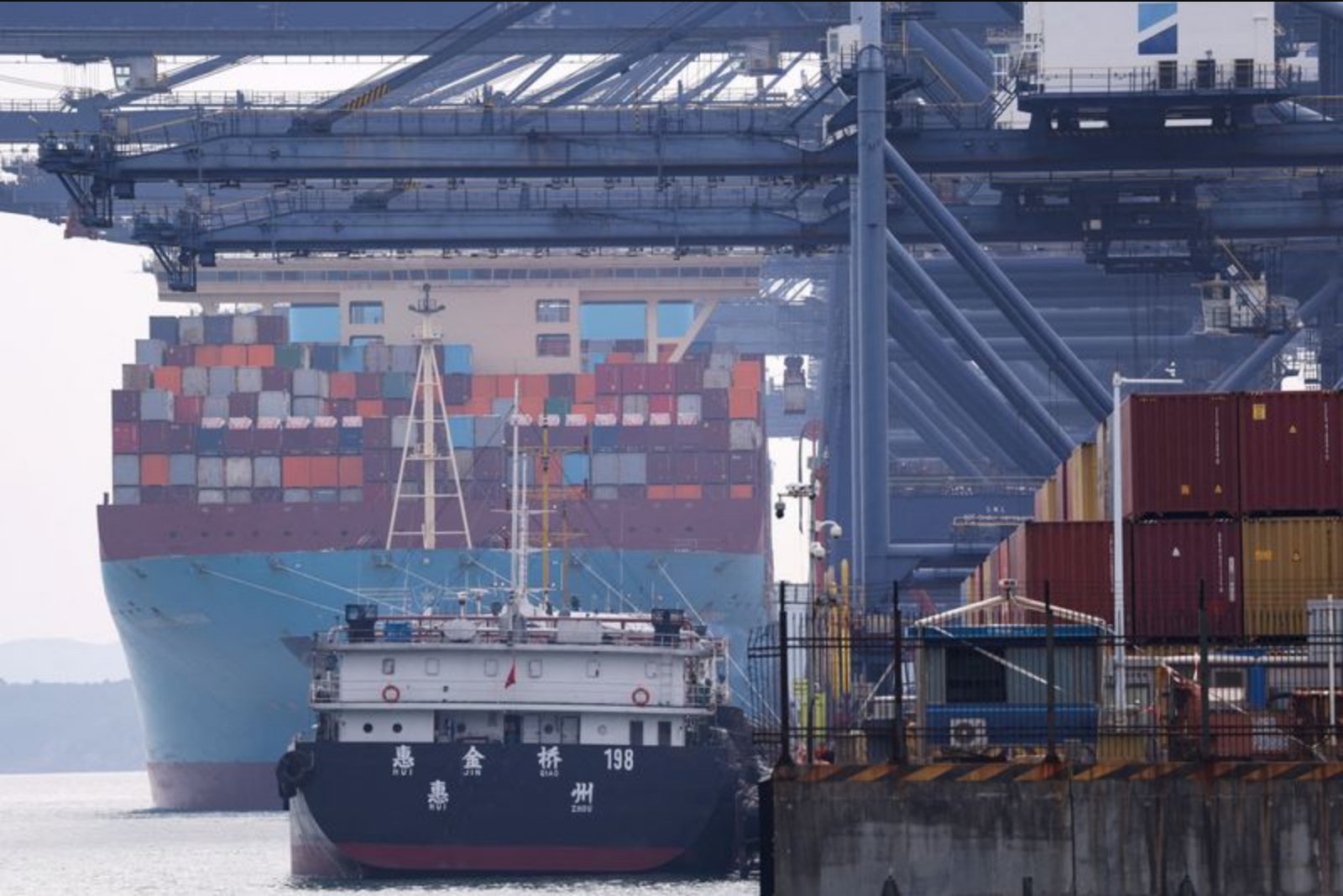 Shipping Sector Keeps Investing in Low-Carbon Technology Despite Carbon Pricing Delay