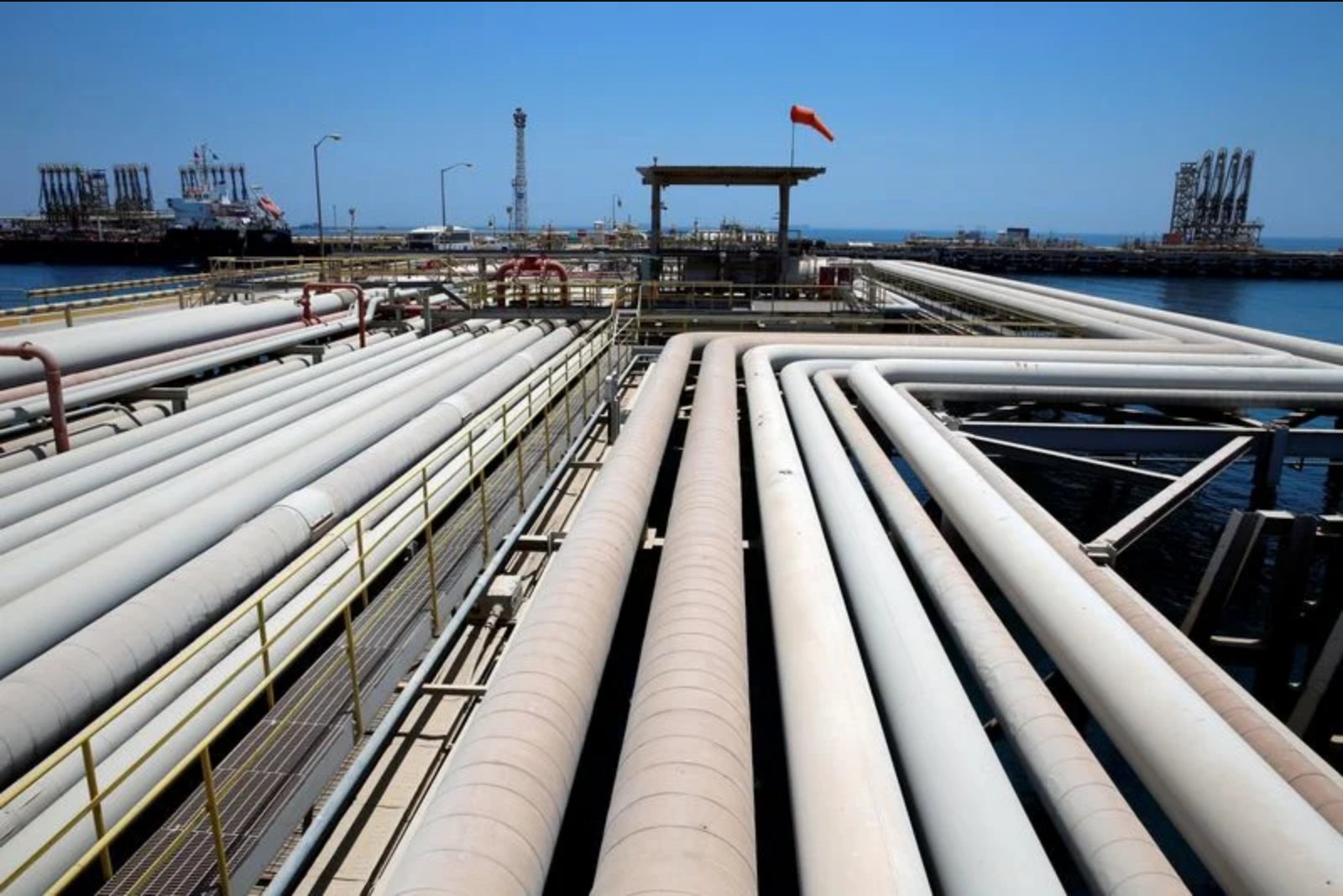 Saudi Aramco Restarts Loading at Ras Tanura After Nearly Four-Month Interruption